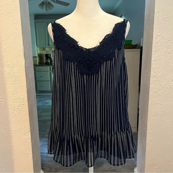Chico’s Tank Top Size 1 Striped Pleated Lace Detail​​ - Picture 9 of 9